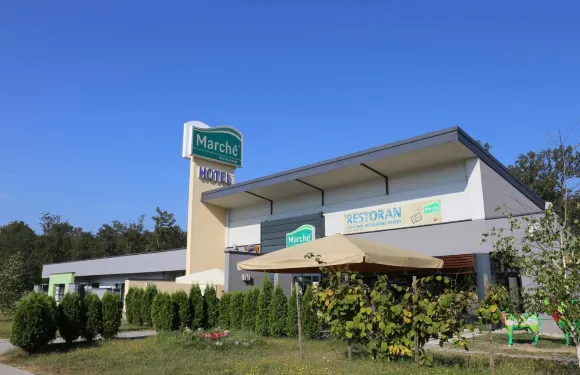 德拉甘尼克酒店