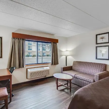 AmericInn by Wyndham Coon Rapids