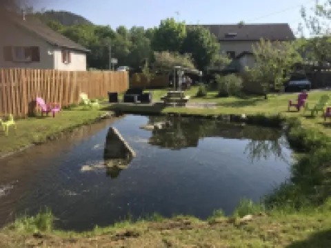 Logis Auberge de la Poirie Hôtels à : Tendon