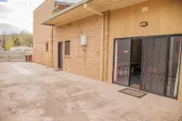 Cherry Lane Apartments Hotels in Tawonga