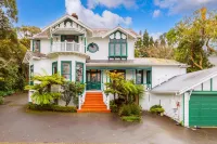 Aachen House Boutique Hotels in Remuera