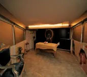 360 South, Khandala - spa