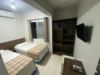 Hotel Zata - Econômico Các khách sạn gần Praça Nereu Ramos