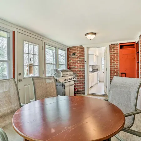 Family Getaway Near Delaware River & Int’l Soccer!