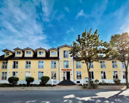 มอยน์! โรงแรมคุกซ์ฮาเฟน โรงแรมในคุกซ์ฮาเฟน