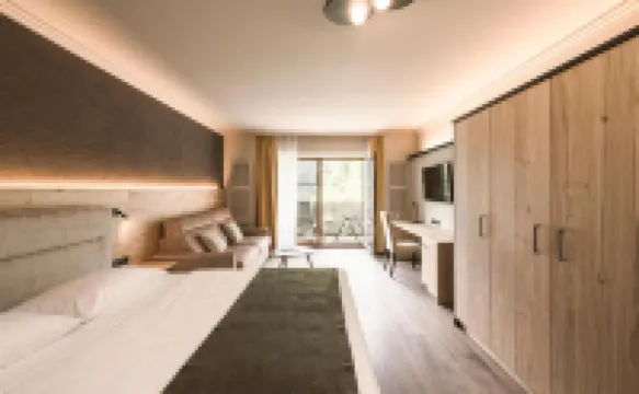 Falkensteiner Hotel Falkensteinerhof l 4 Star Superior