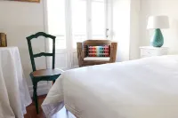 Magnolia Guesthouse - Bed and Breakfasts