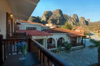 Hotel Kastraki Hotels near Psaropetra Lookout