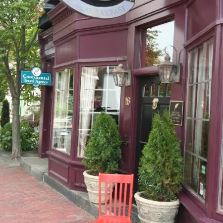 Hydrangea House Inn