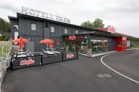 Hotell Eken Mölndal Hotels near Kungsbackaskogen