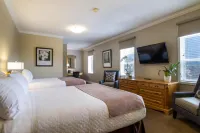 Regent Hotel Revelstoke Hotels in der Nähe von Revelstoke Aquatic Centre