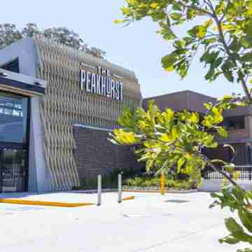 The Peakhurst Hotel Exterior