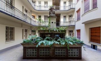 A Golden Star Modern Luxury Apartments and Suites Budapest