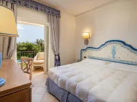 Petra Bianca Hotels near Romazzino Beach