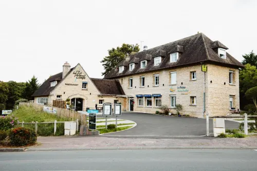 Logis Hôtel le Relais de la Poste Rest. le Fil du Temps Hôtels à : Clécy
