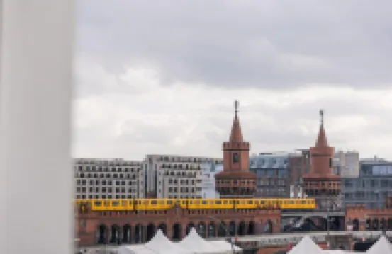 هوماريس إيست سايد - سيلف  تشيكإن