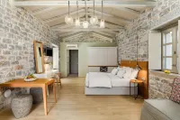 Trapela Limeni Luxury Suites Hotels in Areopoli