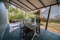 Elixir Woods Luxury Resort and Spa, Munnar - Balkon