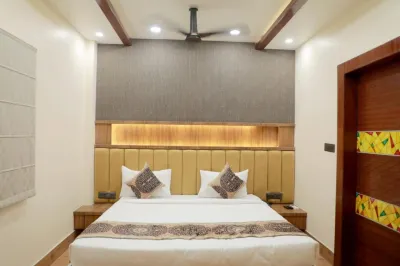 Hotel Divyanshi Inn Hotels in Domari