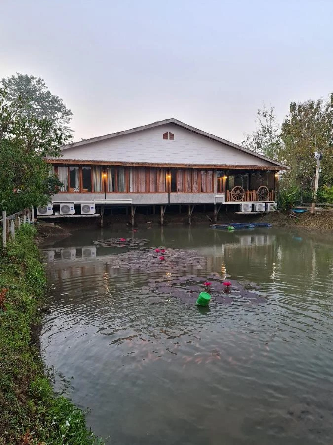 รูปภาพของTasana Garden Saraphi ทาซาน่าการ์เด้น สาขาสารภี