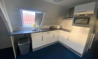 Hotel La Noire - Delft City Centre