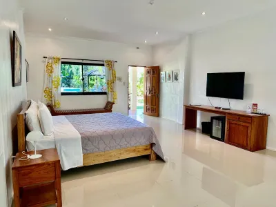 Strutz Art Garden Resort โรงแรมใน