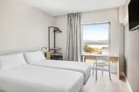 B&B Hotel Granada - Разрешено размещения с домашними животными