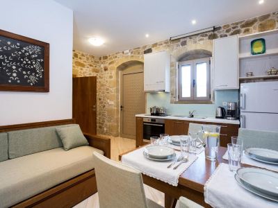Agarathos Deluxe Homes in the Heart of Kaliviani Near Balos