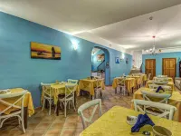 Hotel Nice Отели рядом с достопримечательностью «Площадь Пьяца-Тассо»