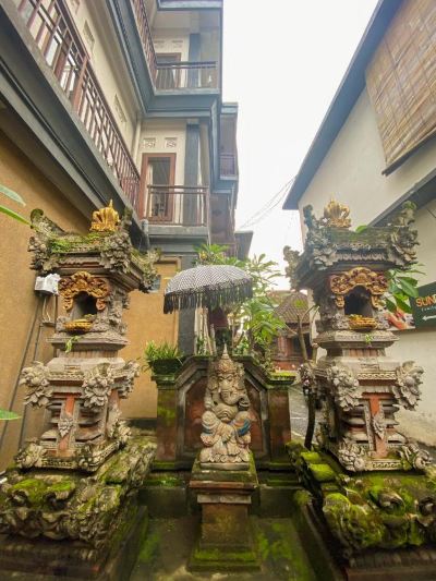 庭 ゴータマ ホームステイの写真