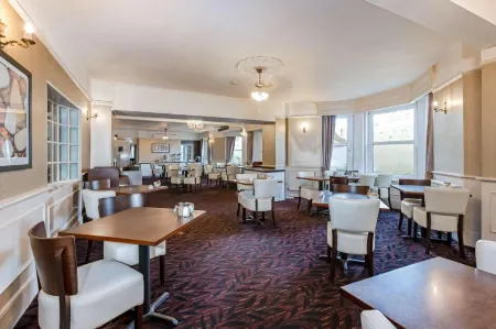 Exmouth Beach Hotel
