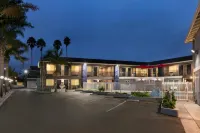 海灘木板路火炬酒店