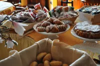 Hotel Elena - breakfast