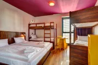 Meininger Hotel Frankfurt Main / Airport Các khách sạn ở 