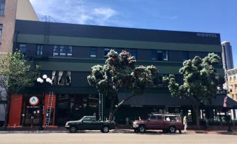 HI San Diego Downtown Hostel