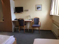 Hotel Kieler Förde Hotels in Osdorf
