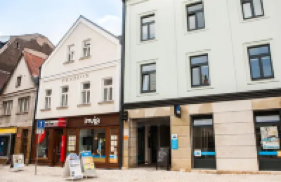 納美斯蒂旅館 酒店