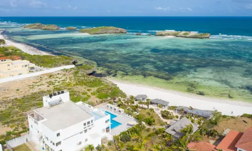 Visiwa Beach Resort