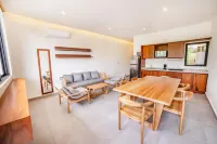 Deluxe Apartments Azure