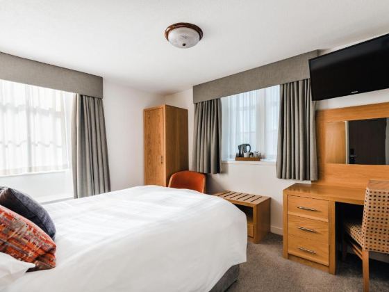 Mannings Hotel
