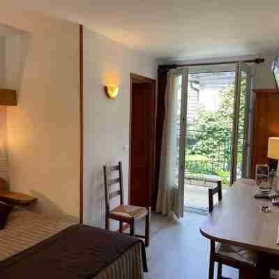 Hotel de Bourgogne Rooms