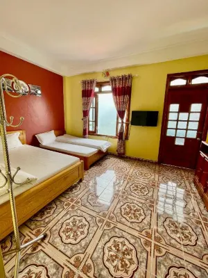 Viet Duc Guest House Hotels in San Sả Hồ