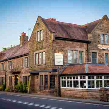 The Strutt Arms Hotel Exterior