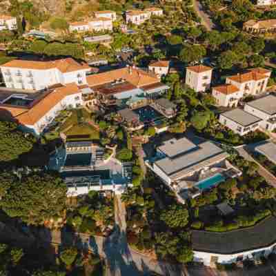 La Villa Calvi Hotel Exterior