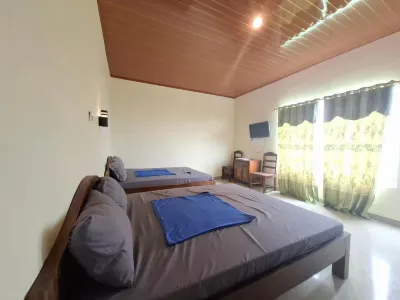 RedDoorz Near Candi Cetho Karanganyar Hotels in Ketanggung