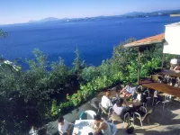 Nautilus Barbati Hotels in Mparmpati