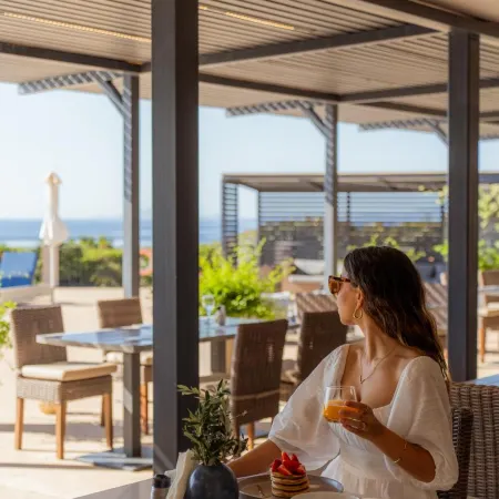 Blue Jasmine Hotel