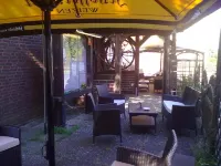 Zur Krone Hotels near Nord-West-Zentrum-Garbsen