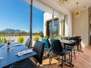 Killarney Oaks Hotel