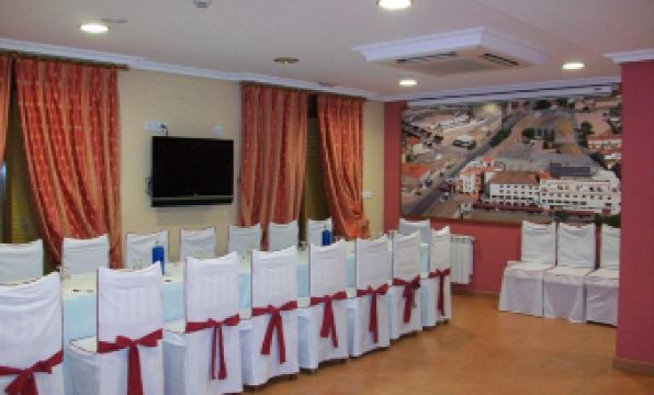 Hotel Flor de la Mancha - Housity